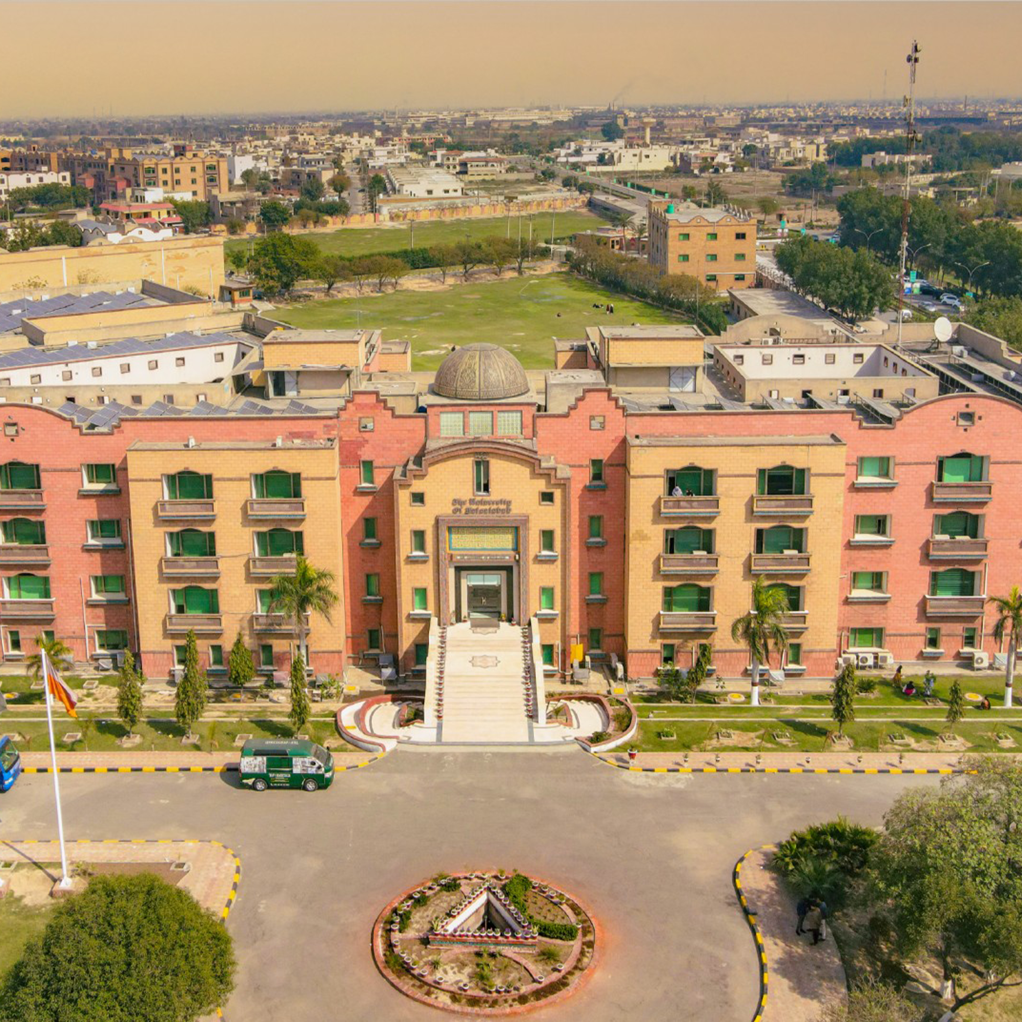 You are currently viewing GLOBAL LENS: The Best Thing About My School.By Dr. Maryam Jabbar Optometry Lecturer, The University of Faisalabad, Pakistan. August 2024